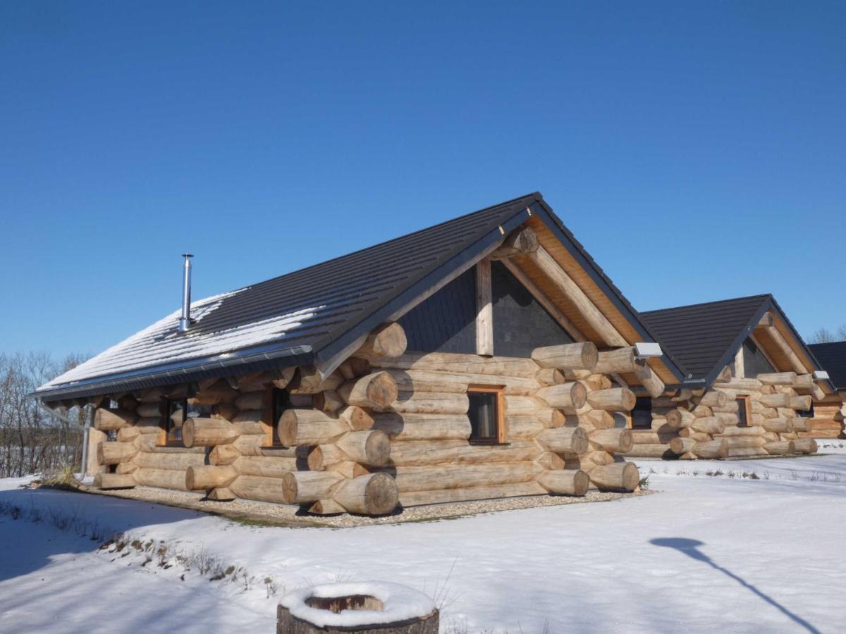 Naturstammhaus Tollensesee Groß Nemerow 외부 사진