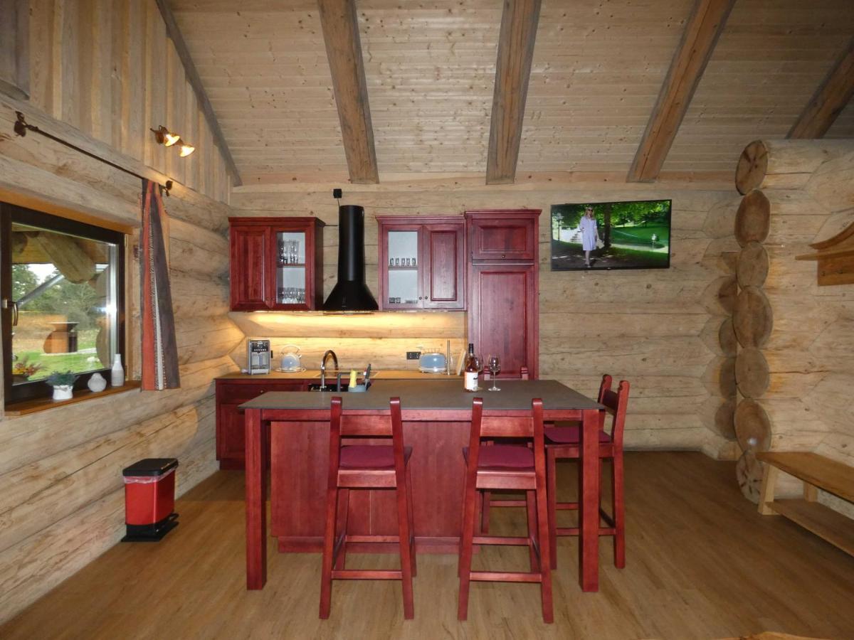 Naturstammhaus Tollensesee Groß Nemerow 외부 사진