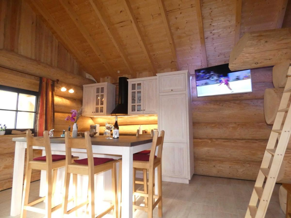 Naturstammhaus Tollensesee Groß Nemerow 외부 사진