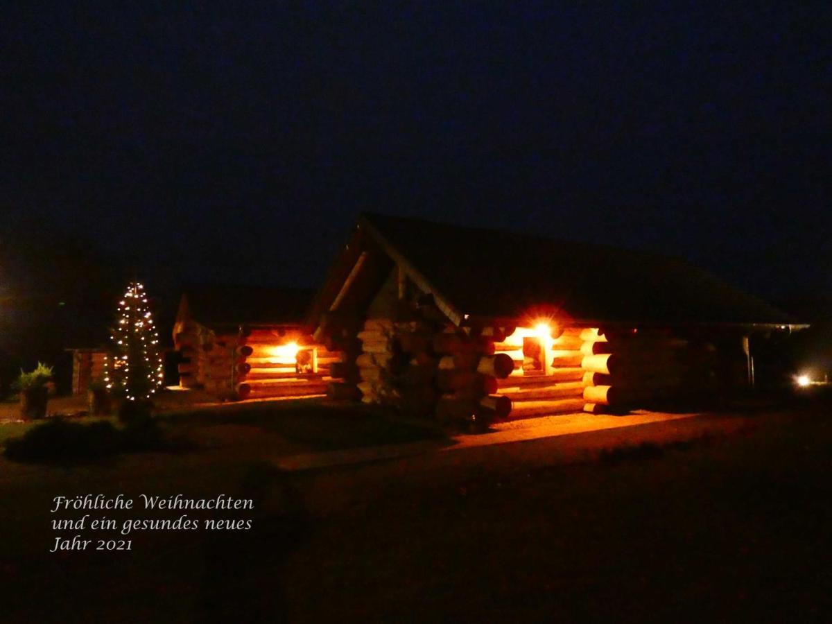 Naturstammhaus Tollensesee Groß Nemerow 외부 사진